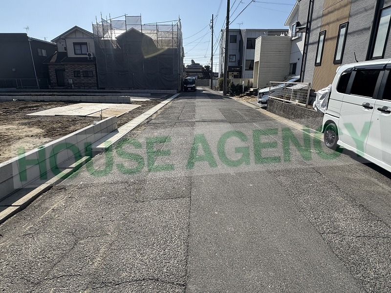 西側前面道路（幅員約5.96ｍ）