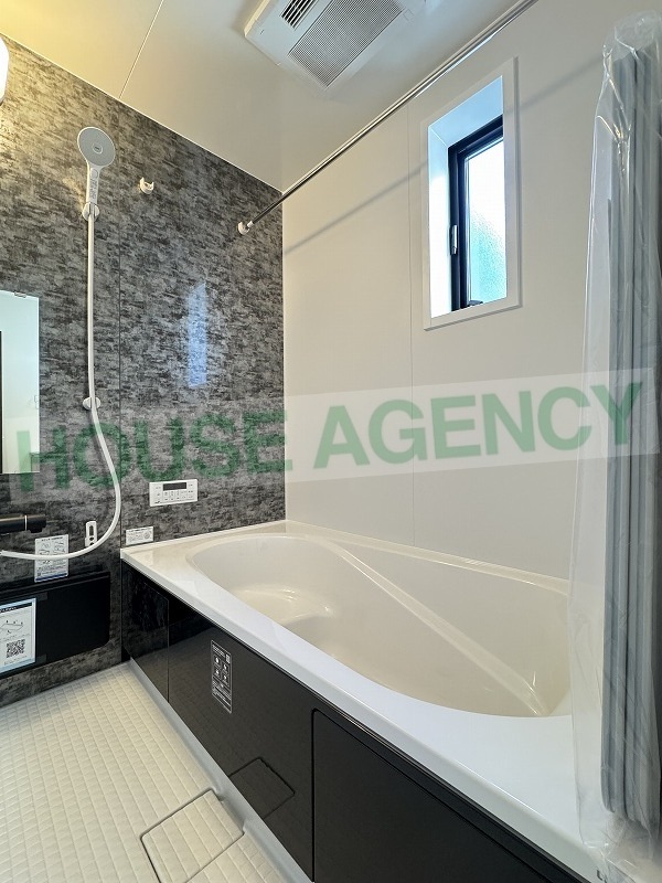 雨の日に助かる浴室暖房乾燥機付き(風呂)