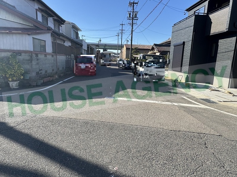 南側前面道路（幅員約8.39ｍ）