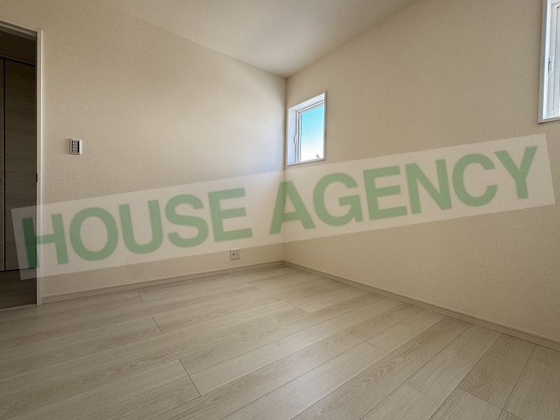 1階　5.56帖の洋室(内装)