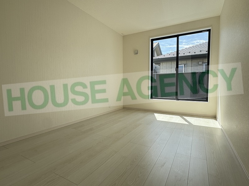 2階　南東側7.5帖の洋室(内装)