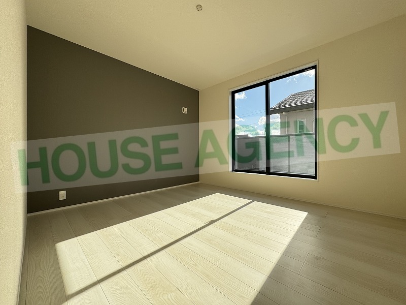 2階　南東側7.5帖の洋室(内装)