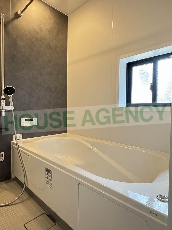 雨の日に助かる浴室暖房乾燥機付き(風呂)