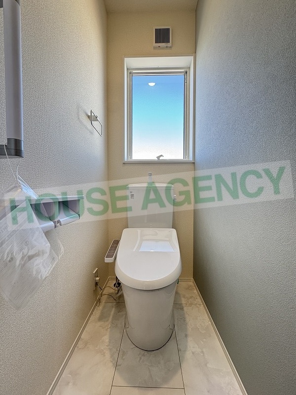 温水洗浄便座のトイレ