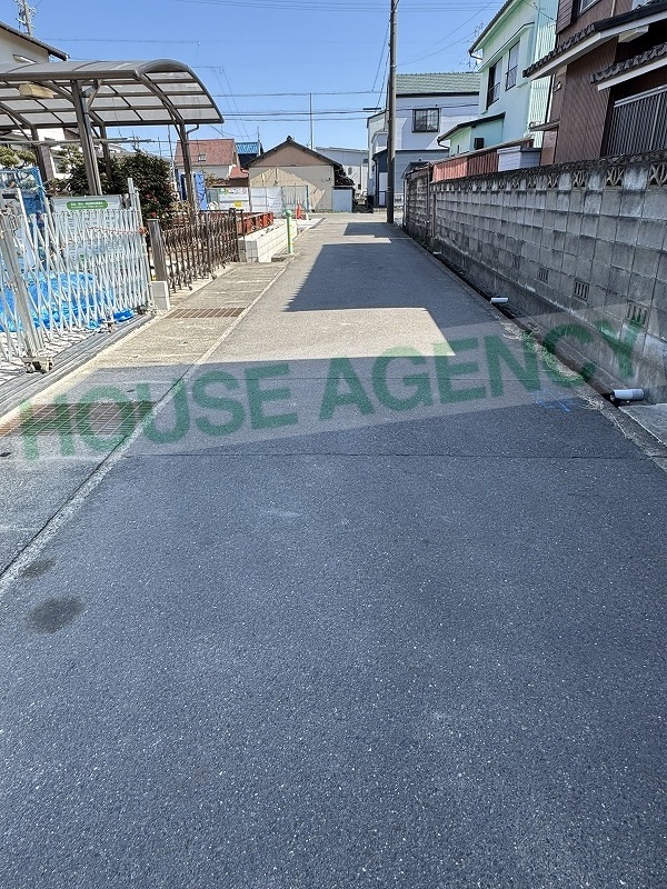 南側前面道路（幅員約4.6ｍ）