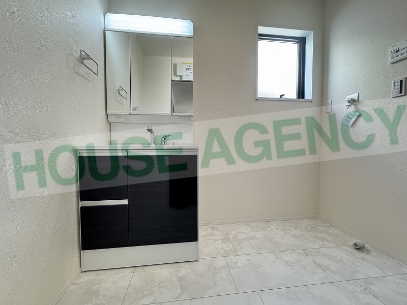 広々した洗面室