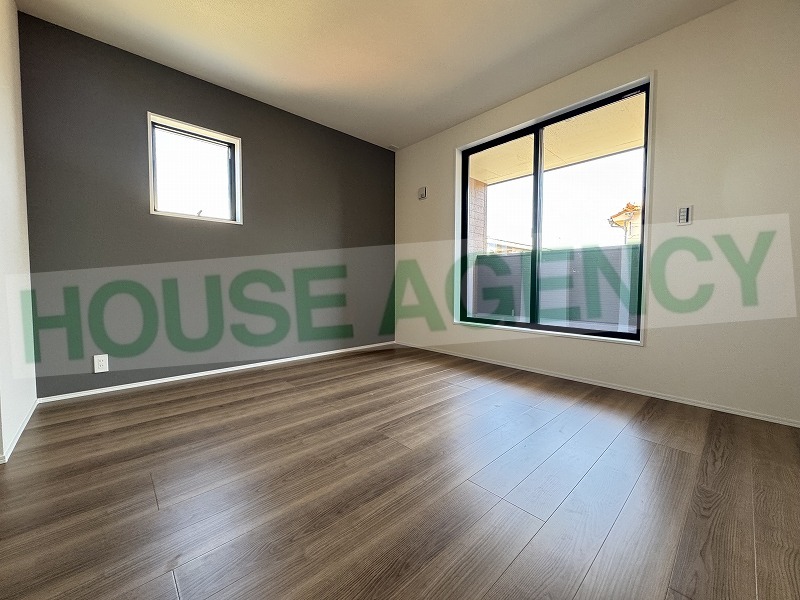 2階　北側7帖の洋室(内装)