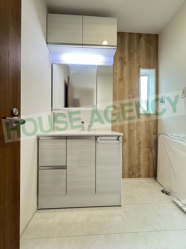 シャワー機能付き洗面化粧台