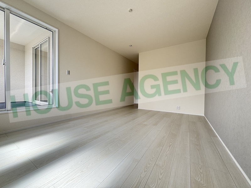 2階　南東側9.75帖の洋室(内装)