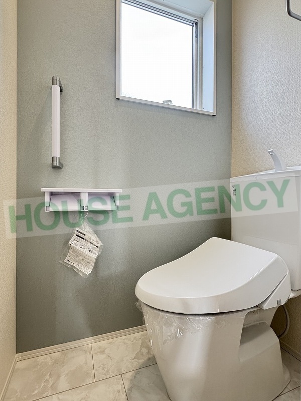 温水洗浄便座のトイレ