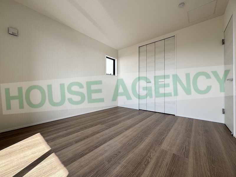 2階　南西側7帖の洋室(内装)