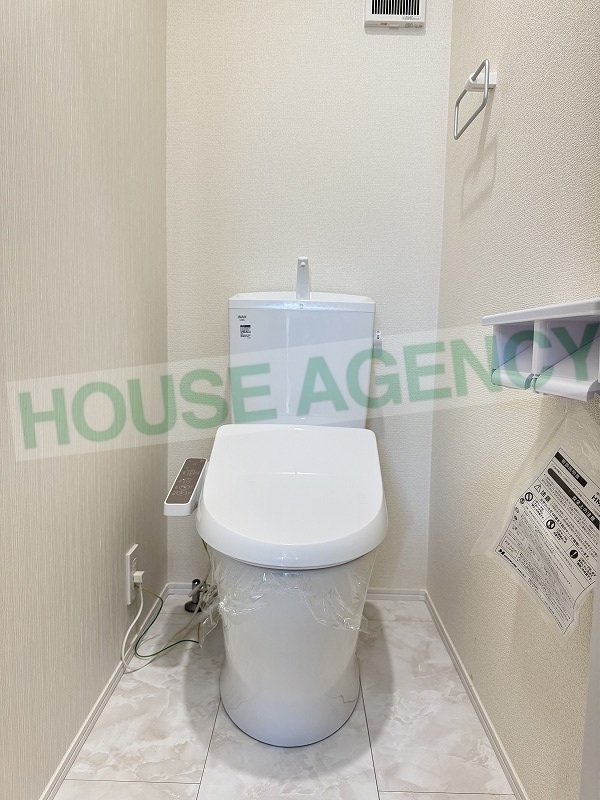 温水洗浄便座のトイレ