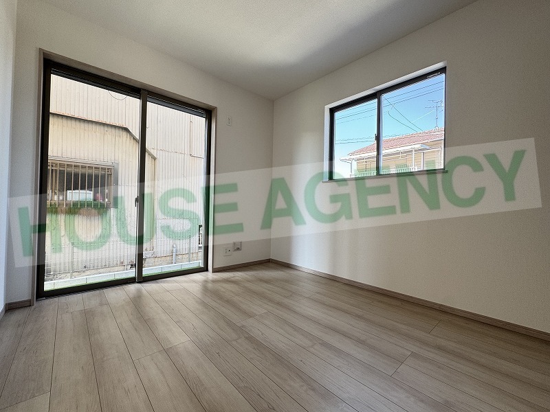 1階　5.25帖の洋室(内装)