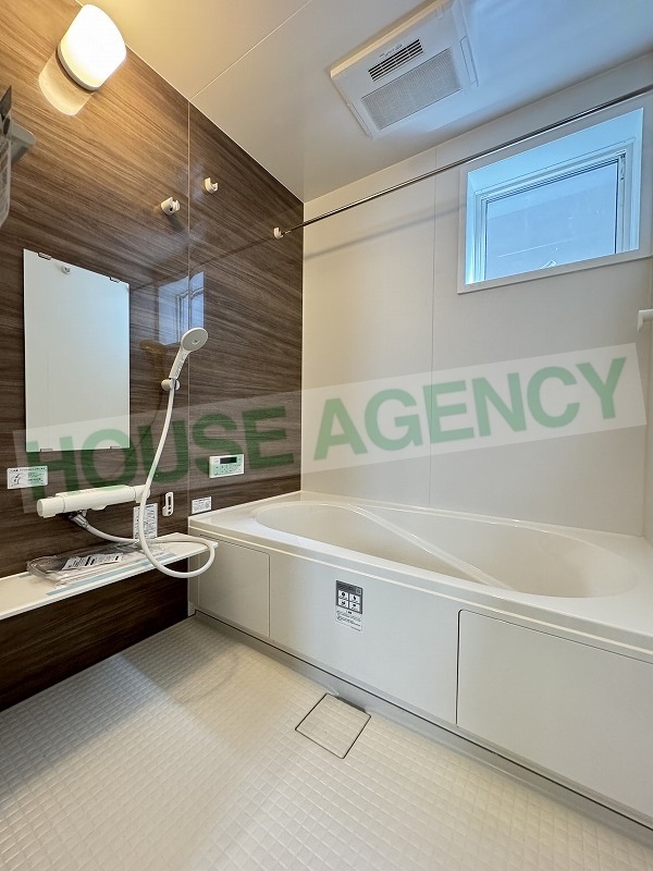 雨の日に助かる浴室暖房乾燥機付き(風呂)