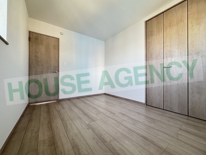 2階　北側6帖の洋室(内装)