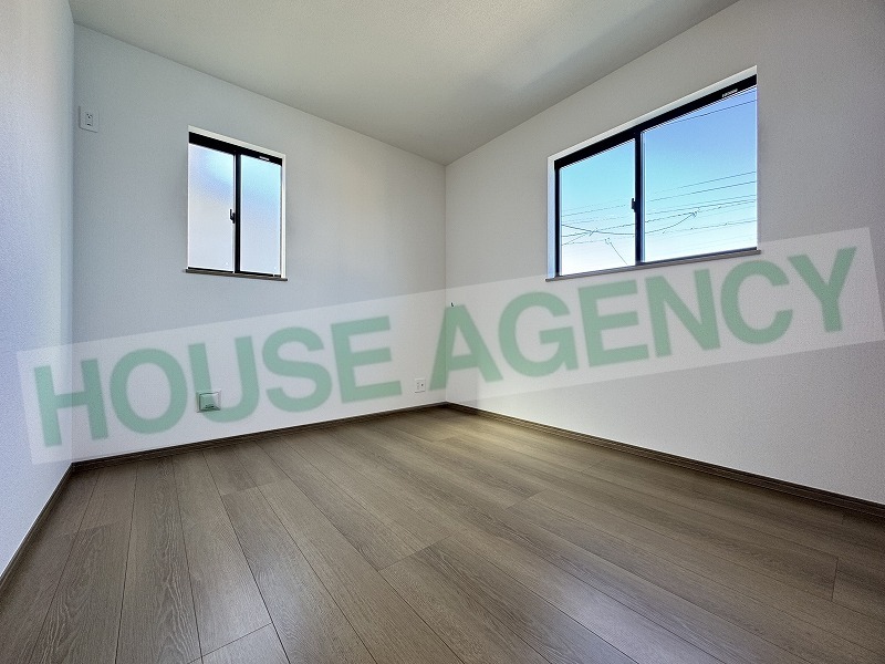 2階　北西側5.75帖の洋室(内装)