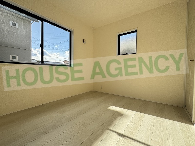 1階　5.2帖の洋室(内装)