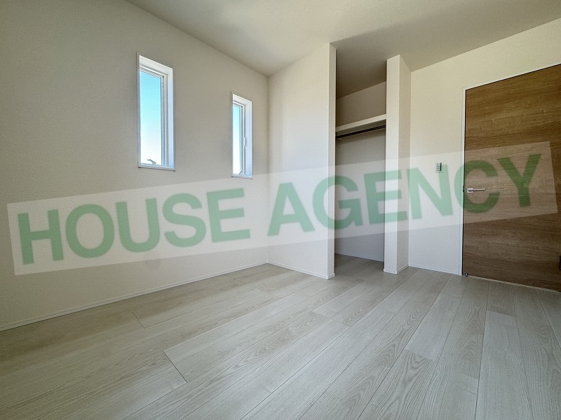 2階　北西側5.06帖の洋室(内装)