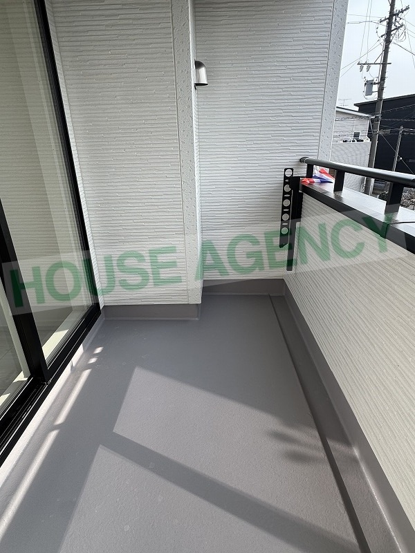 雨でもお洗濯が干せる便利なインナーバルコニー