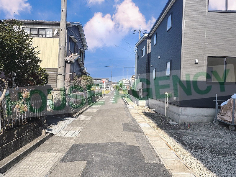 西側前面道路（幅員約3.43ｍ）