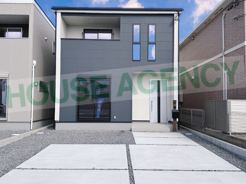 南側より(外観)