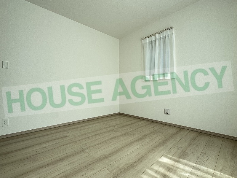 2階　南東側6.06帖の洋室(内装)