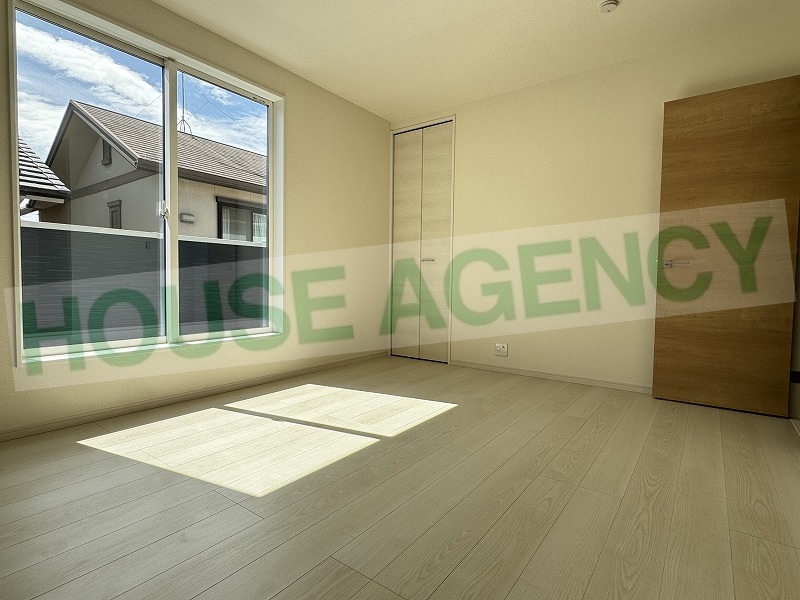 2階　南側7.88帖の洋室(内装)