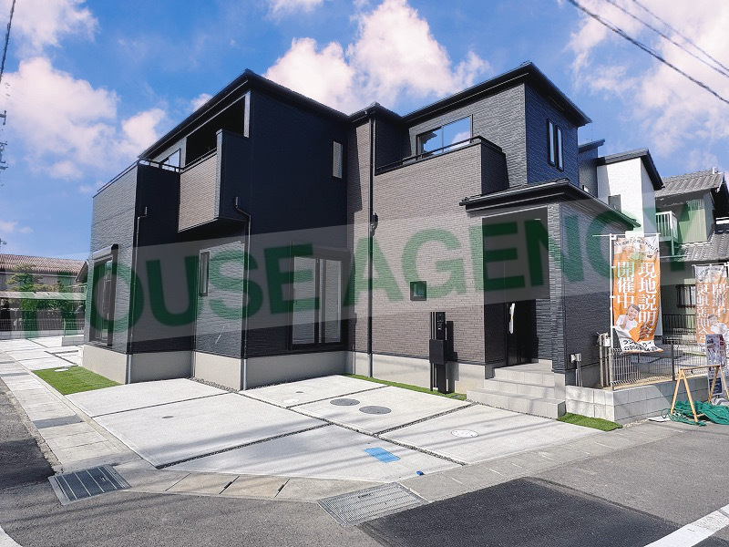 南東側より(外観)