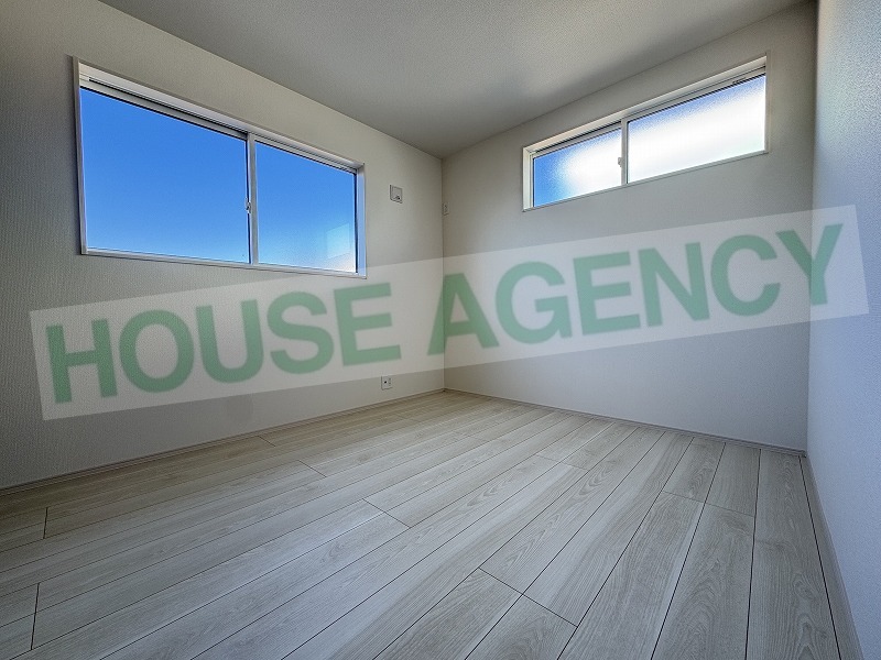 2階　北西側5.25帖の洋室(内装)