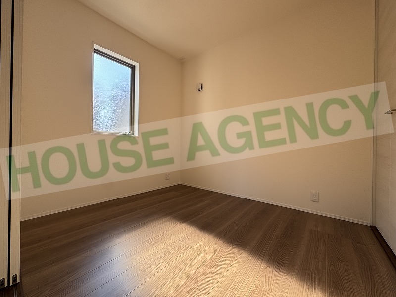 1階　3.75帖の洋室(内装)