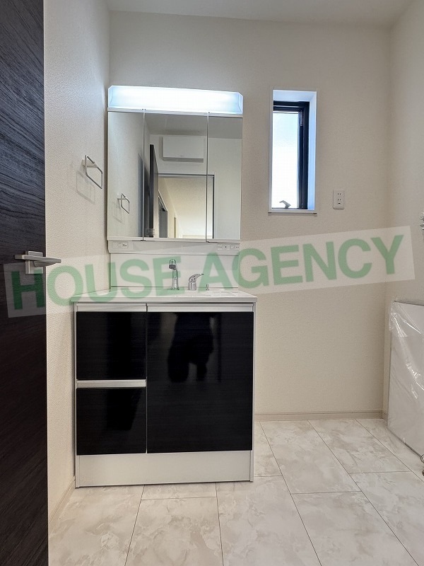 シャワー機能付き洗面化粧台