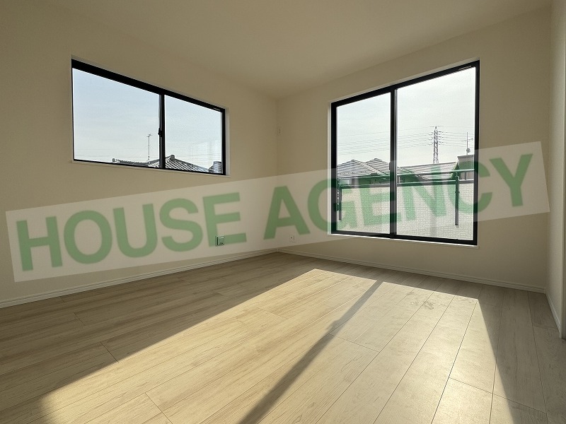 2階　東側7帖の洋室(内装)