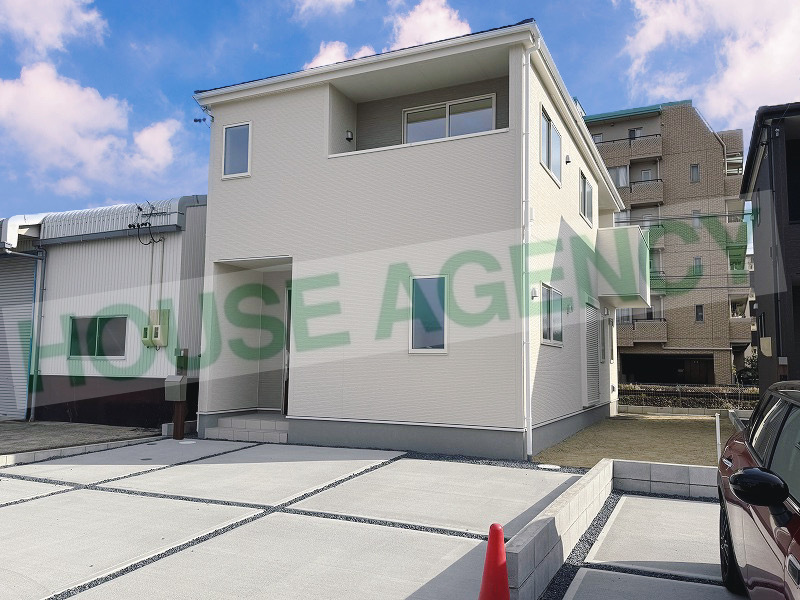 南西側より(外観)